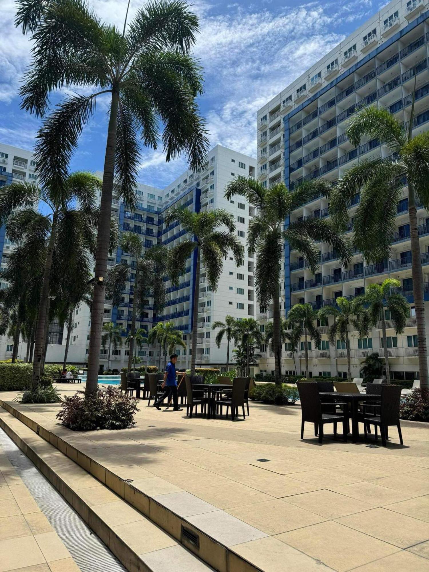 Sea Residences Jeremiah2911 Manila Exterior photo